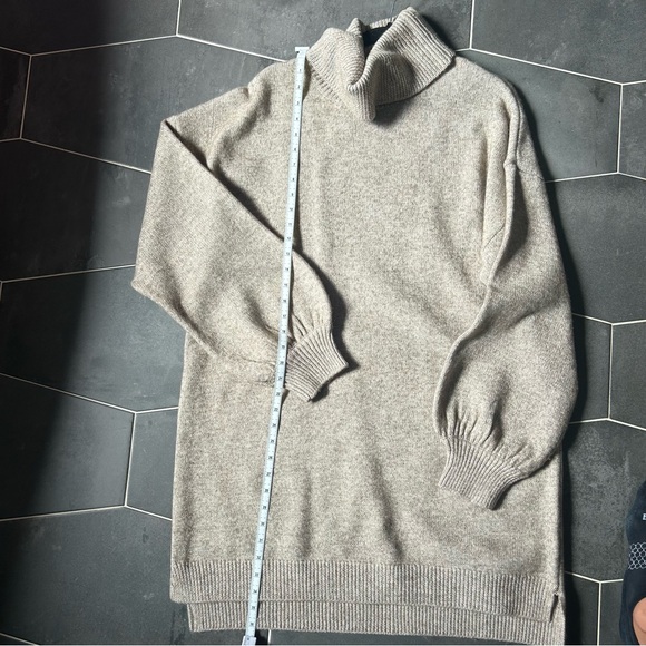 SMYM Chester Sweater Dress in Oatmeal Knit - Picture 4 of 6